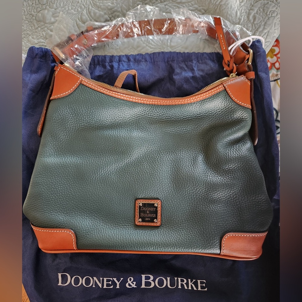 NTW Dooney & Bourke Green Pebble Grain Leather Shoulder Bag